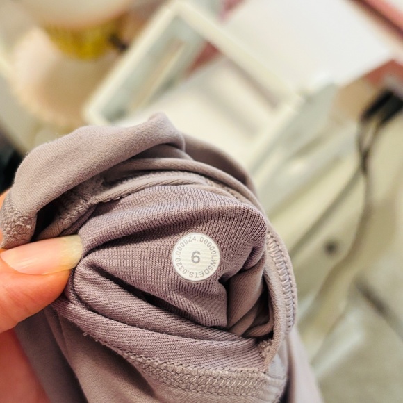 Lululemon Align High-Rise Pant 25" Scallop Violet Verbena SZ 6 - Picture 12 of 12